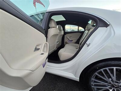 2022 Mercedes-Benz CLA CLA 250   - Photo 12 - Miami, FL 33147