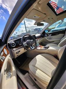 2019 Mercedes-Benz E 300   - Photo 20 - Miami, FL 33147