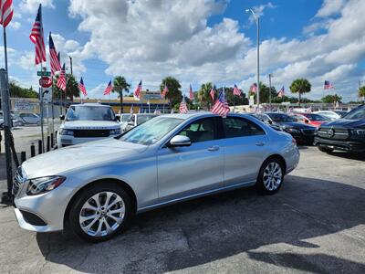 2019 Mercedes-Benz E 300   - Photo 23 - Miami, FL 33147