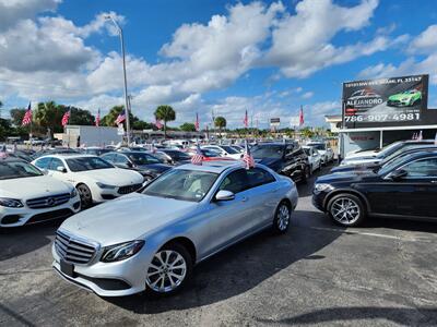 2019 Mercedes-Benz E 300   - Photo 16 - Miami, FL 33147