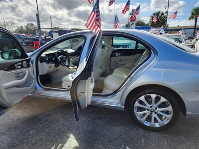 2019 Mercedes-Benz E 300   - Photo 15 - Miami, FL 33147