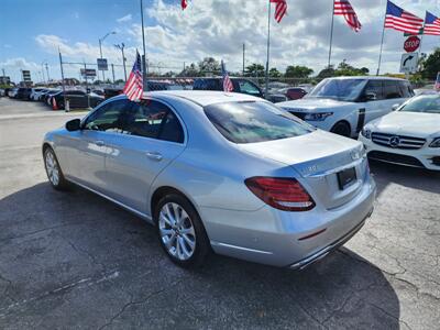 2019 Mercedes-Benz E 300   - Photo 21 - Miami, FL 33147