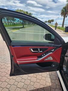 2021 Mercedes-Benz S 580 4MATIC   - Photo 14 - Miami, FL 33147