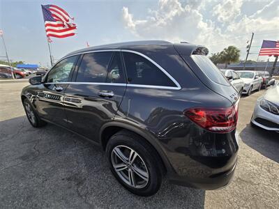 2022 Mercedes-Benz GLC GLC 300 - Photo 7 - Miami, FL 33147
