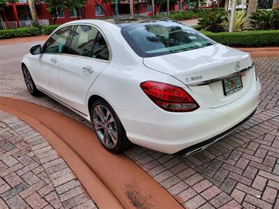 2017 Mercedes-Benz C 300 Luxury   - Photo 14 - Miami, FL 33147