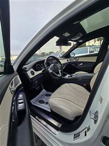2019 Mercedes-Benz S 560   - Photo 11 - Miami, FL 33147
