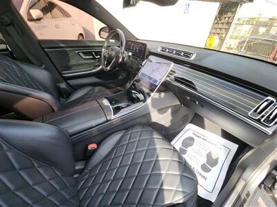 2023 Mercedes-Benz S 580 4MATIC - Photo 2 - Miami, FL 33147
