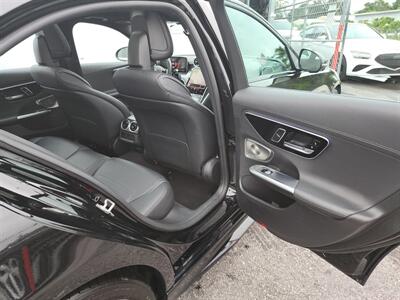 2024 Mercedes-Benz C 300   - Photo 3 - Miami, FL 33147