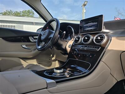 2019 Mercedes-Benz GLC GLC 300 4MATIC   - Photo 21 - Miami, FL 33147