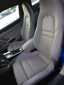 2022 Porsche 911 Targa 4S   - Photo 10 - Miami, FL 33147