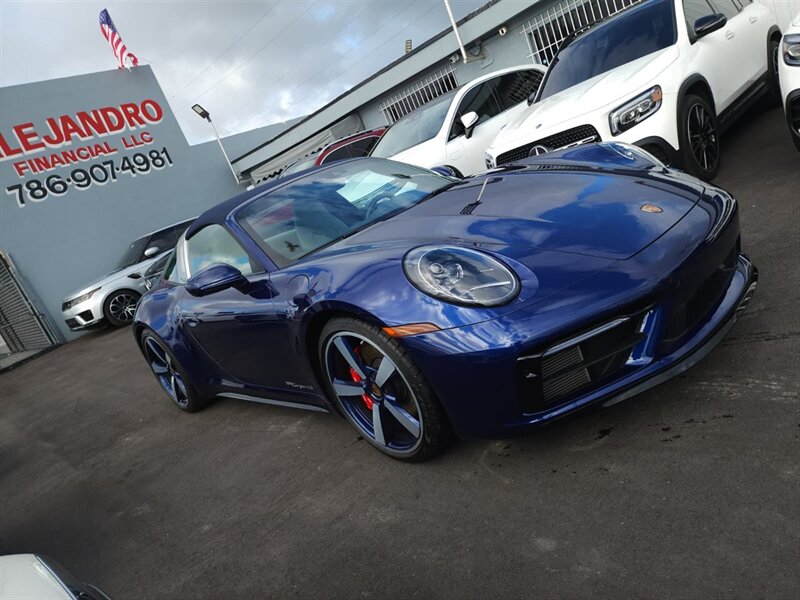 2022 Porsche 911 Targa 4S  