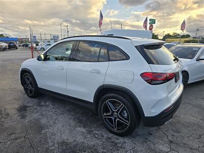2022 Mercedes-Benz GLA GLA 250 4MATIC - Photo 12 - Miami, FL 33147