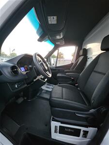 2022 Mercedes-Benz Sprinter 3500XD   - Photo 4 - Miami, FL 33147