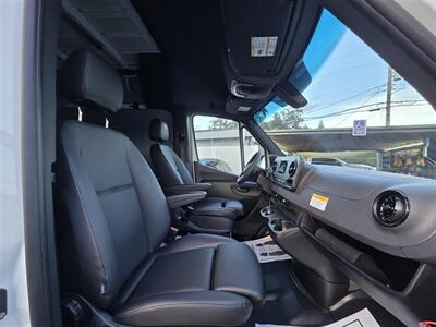 2024 Mercedes-Benz Sprinter 2500   - Photo 26 - Miami, FL 33147