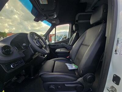 2024 Mercedes-Benz Sprinter 2500   - Photo 8 - Miami, FL 33147