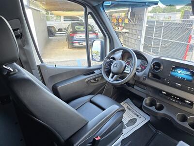 2024 Mercedes-Benz Sprinter 2500   - Photo 17 - Miami, FL 33147