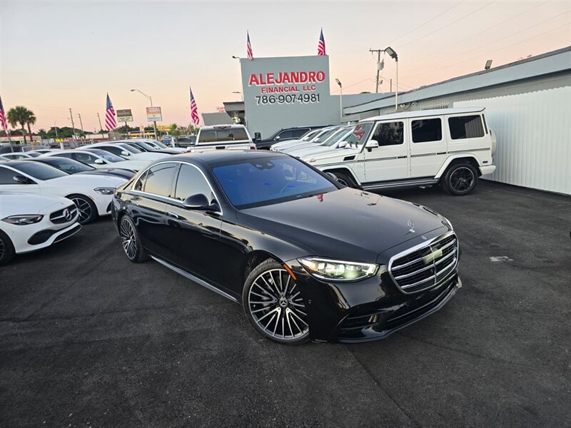 2023 Mercedes-Benz S 580 4MATIC   - Photo 1 - Miami, FL 33147