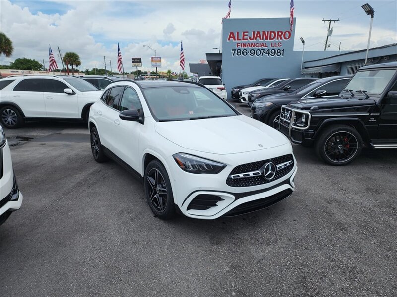 2025 Mercedes-Benz Gla