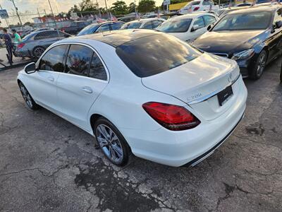 2019 Mercedes-Benz C 300 4MATIC   - Photo 15 - Miami, FL 33147