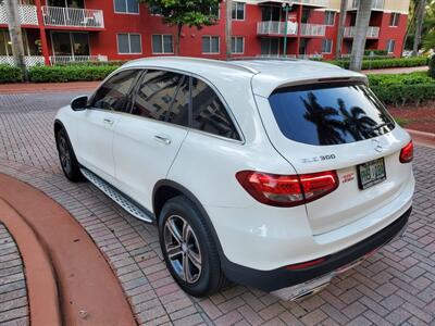 2016 Mercedes-Benz GLC GLC 300 4MATIC   - Photo 6 - Miami, FL 33147