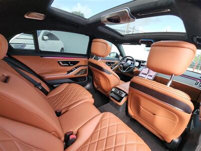 2022 Mercedes-Benz S 580 4MATIC   - Photo 3 - Miami, FL 33147