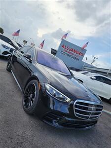 2022 Mercedes-Benz S 580 4MATIC   - Photo 4 - Miami, FL 33147
