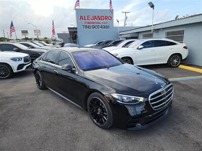2022 Mercedes-Benz S 580 4MATIC   - Photo 2 - Miami, FL 33147