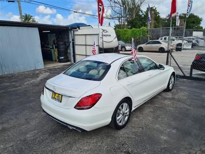 2019 Mercedes-Benz C 300   - Photo 16 - Miami, FL 33147