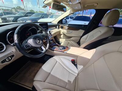 2017 Mercedes-Benz C 300 Sport   - Photo 14 - Miami, FL 33147