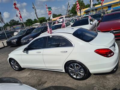 2017 Mercedes-Benz C 300 Sport   - Photo 12 - Miami, FL 33147