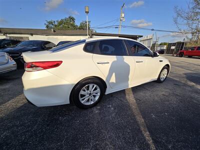 2016 Kia Optima LX   - Photo 3 - Miami, FL 33147