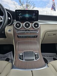 2021 Mercedes-Benz GLC GLC 300 4MATIC   - Photo 17 - Miami, FL 33147