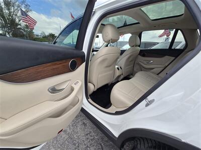 2021 Mercedes-Benz GLC GLC 300 4MATIC   - Photo 14 - Miami, FL 33147