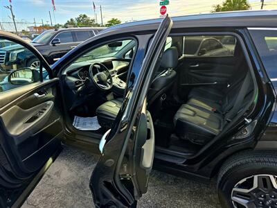 2023 Hyundai SANTA FE Limited   - Photo 19 - Miami, FL 33147