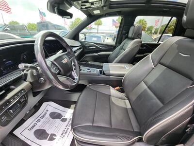 2022 Cadillac Escalade Sport   - Photo 17 - Miami, FL 33147