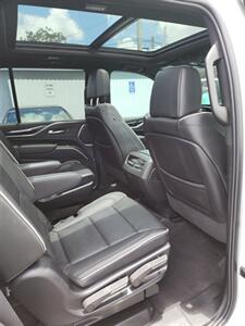 2022 Cadillac Escalade Sport   - Photo 6 - Miami, FL 33147