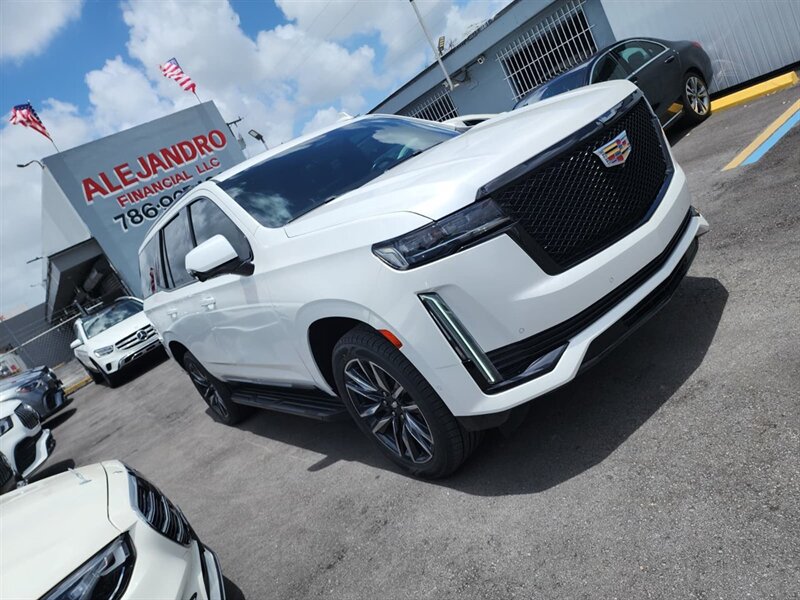 2022 Cadillac Escalade 4WD Sport's photo