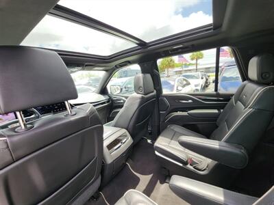 2022 Cadillac Escalade Sport   - Photo 9 - Miami, FL 33147