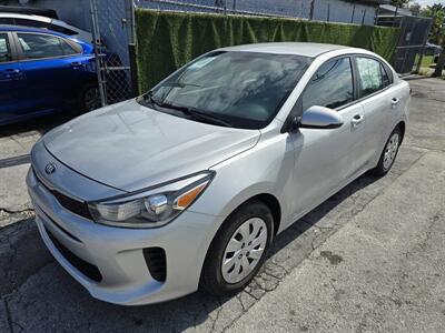 2019 Kia Rio S   - Photo 2 - Miami, FL 33147