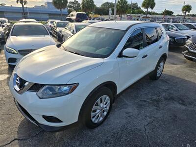 2016 Nissan Rogue SV   - Photo 12 - Miami, FL 33147