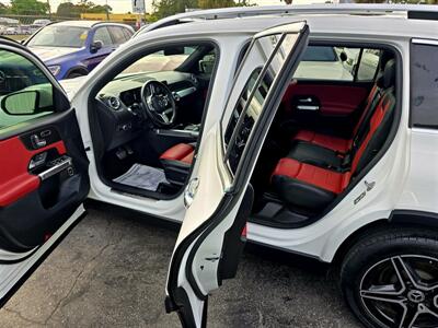 2021 Mercedes-Benz GLB GLB 250 4MATIC   - Photo 16 - Miami, FL 33147