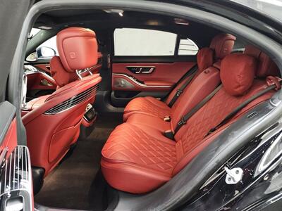 2022 Mercedes-Benz S 580 4MATIC   - Photo 2 - Miami, FL 33147