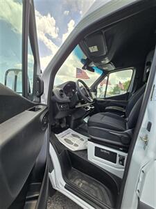 2020 Mercedes-Benz Sprinter 2500   - Photo 16 - Miami, FL 33147