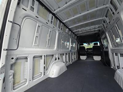 2020 Mercedes-Benz Sprinter 2500   - Photo 11 - Miami, FL 33147