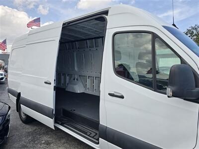 2020 Mercedes-Benz Sprinter 2500   - Photo 13 - Miami, FL 33147