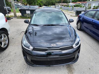 2019 Kia Rio S   - Photo 2 - Miami, FL 33147