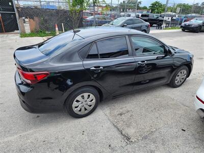 2019 Kia Rio S   - Photo 12 - Miami, FL 33147