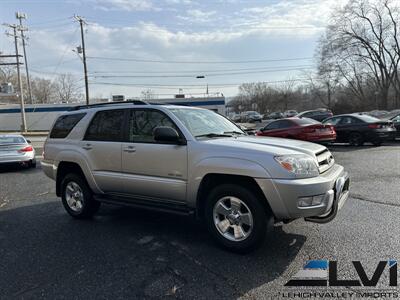 2004 Toyota 4Runner SR5   - Photo 10 - Bethlehem, PA 18018