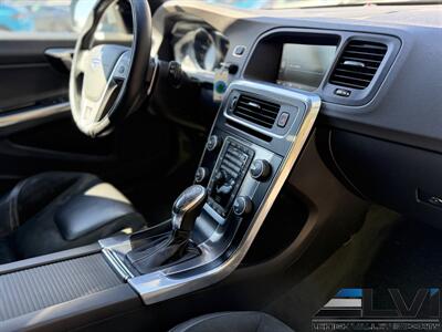 2015 Volvo V60 T6 R-Design  Polstar - Photo 23 - Bethlehem, PA 18018