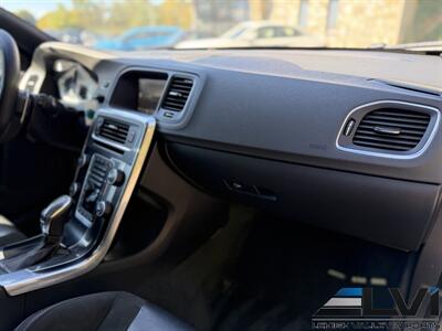 2015 Volvo V60 T6 R-Design  Polstar - Photo 22 - Bethlehem, PA 18018